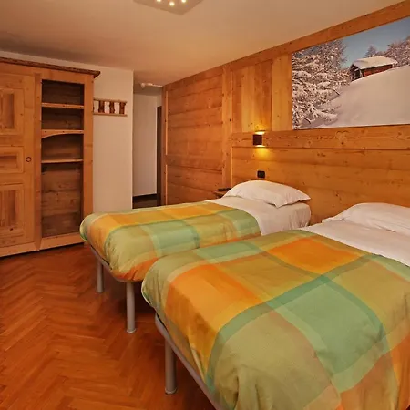 Biancaneve Otel 2*